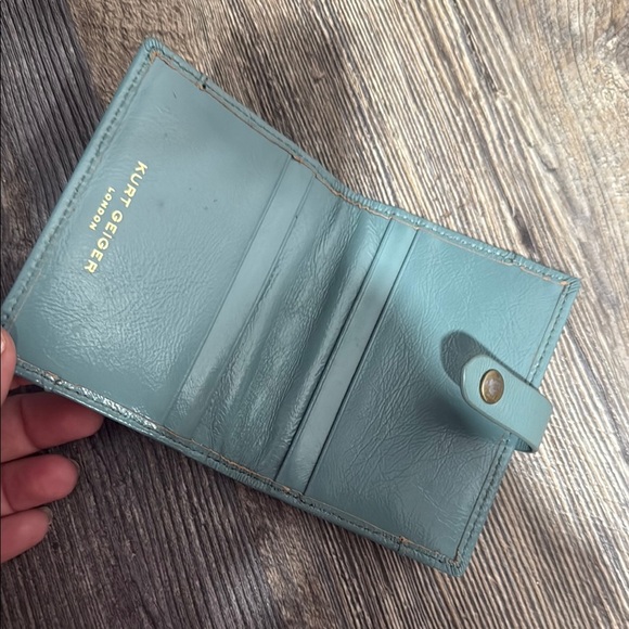 Kurt Geiger  Leather Card Holder - Green - Picture 6 of 6